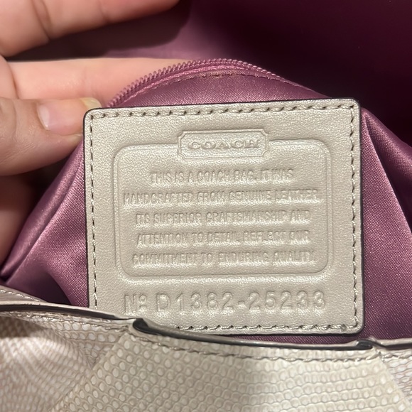 Coach lizard purse - Picture 6 of 7